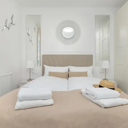 Seaside Apartamenty Porta Mare I Kolobřeh Exteriér fotografie